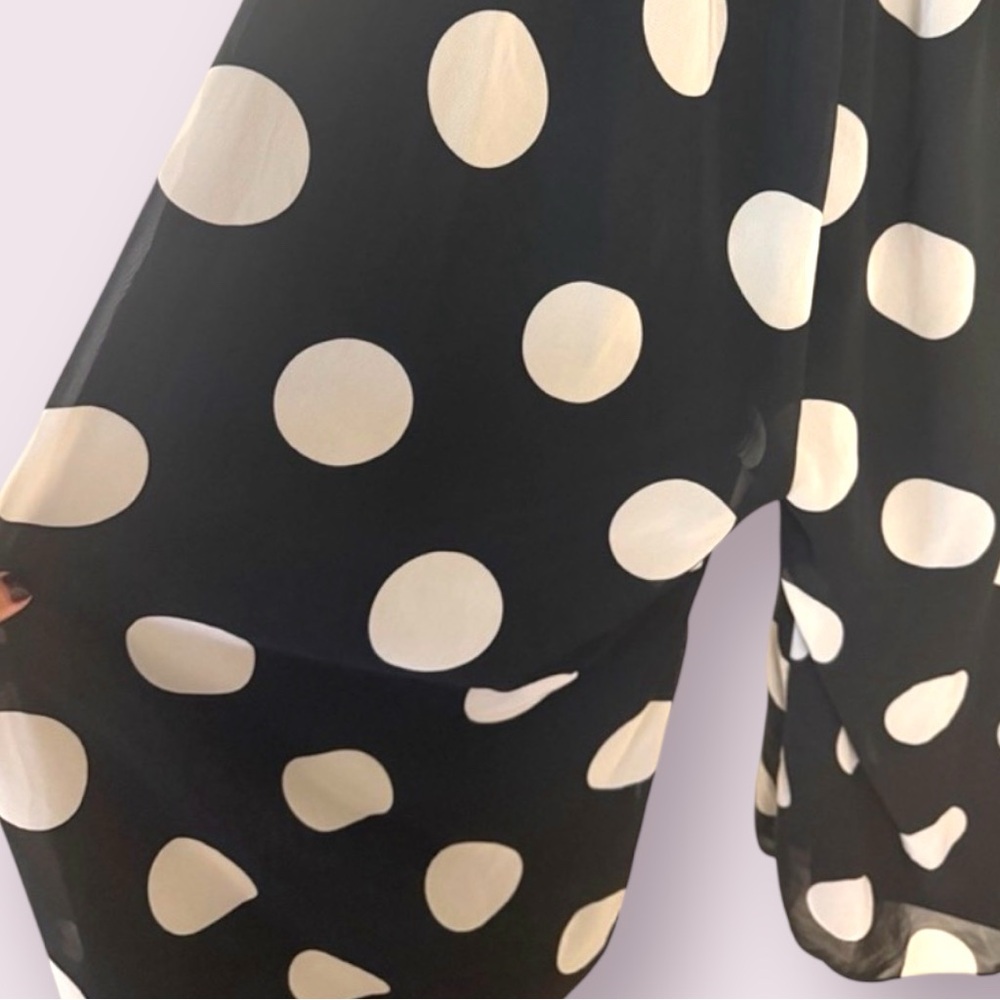 ASOS Black & White Polka Dot Wide Leg Jumpsuit with Open Back. Size 4 - Picture 5 of 5